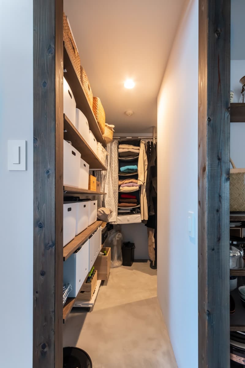 中古マンションのリノベーション後の土間が廻る住まい