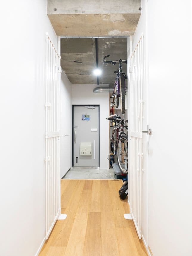 中古マンションのリノベーション後の玄関